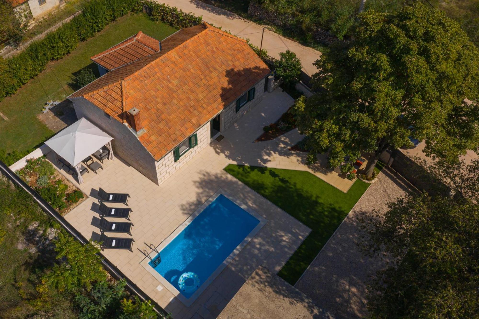 Experience Village Life - Jokini Dvori With Private Pool Pakovo Selo Eksteriør billede